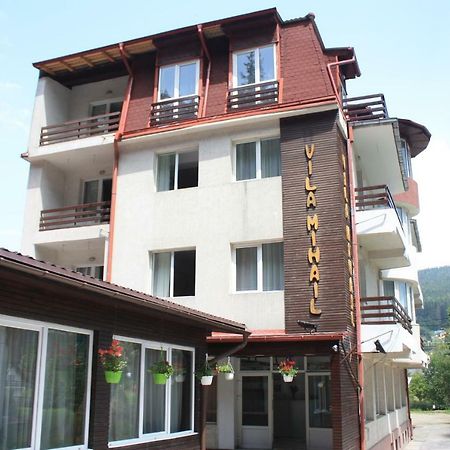 Vila Mihail Hotel Busteni Exterior photo